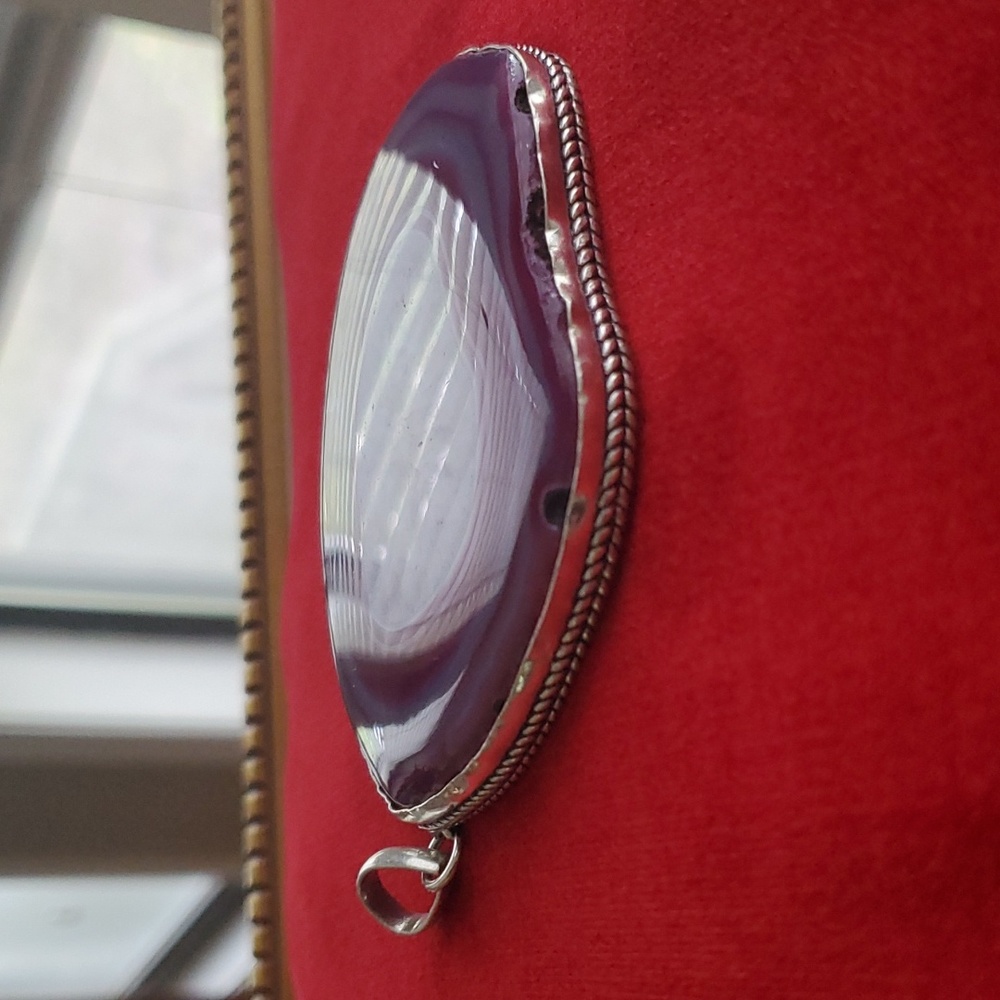 Agate Geode Crystal - Statement Pendant - Picture 5 of 11